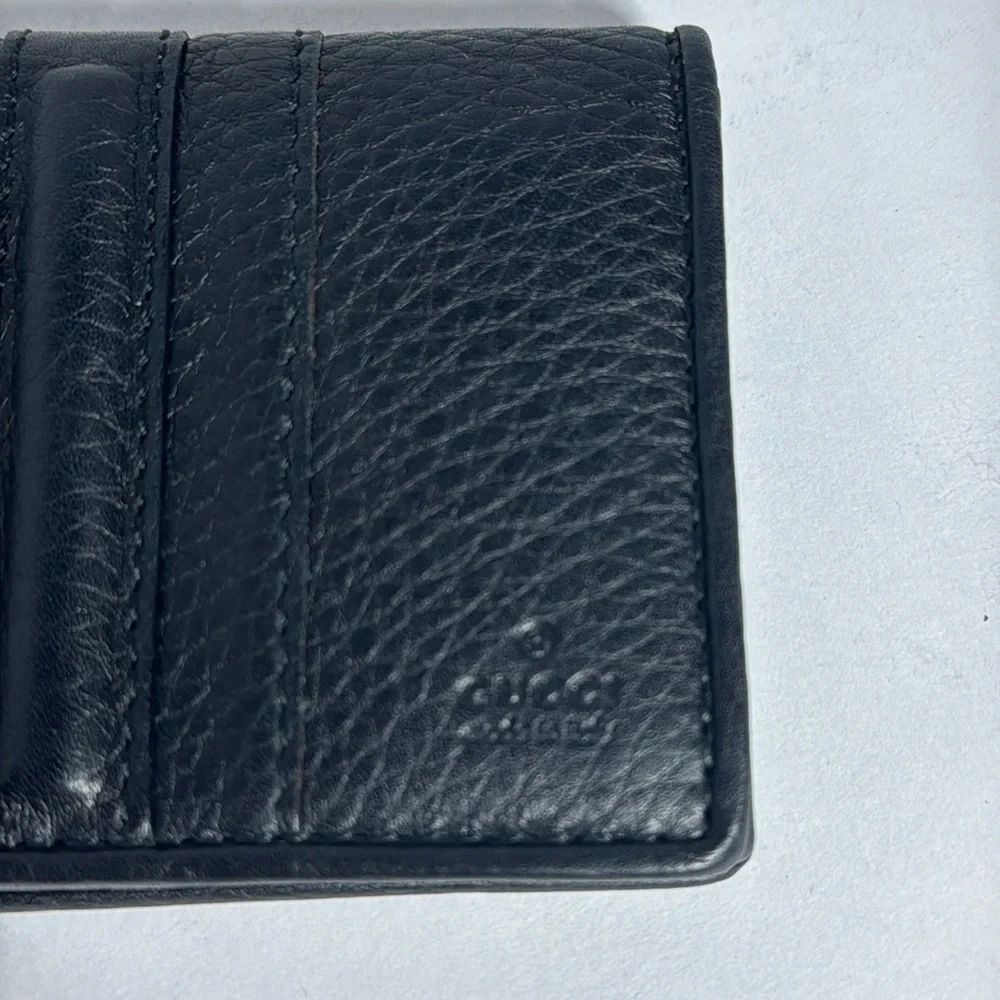 AUTHENTIC BLACK LEATHER GUCCI CARD HOLDER